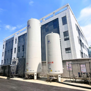 Vertical Gas Storage Tank